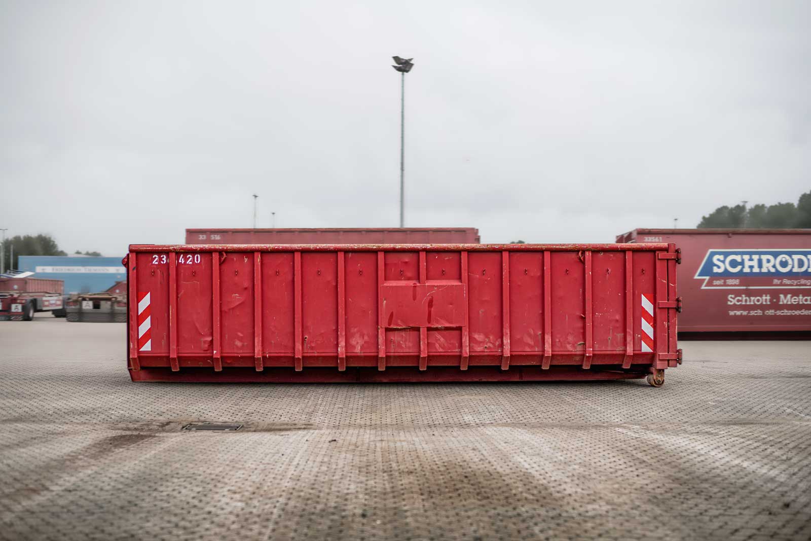 Abrollcontainer 20cbm offen - Schröder Schrott & Metalle GmbH, Bremerhaven