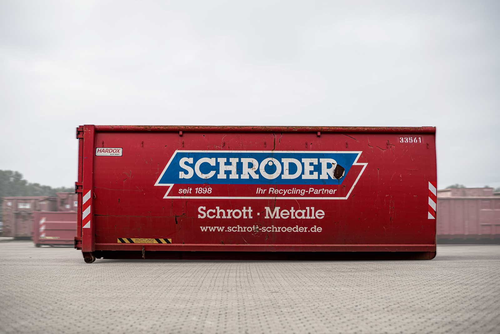 Abrollcontainer 33cbm offen - Schröder Schrott & Metalle GmbH, Bremerhaven